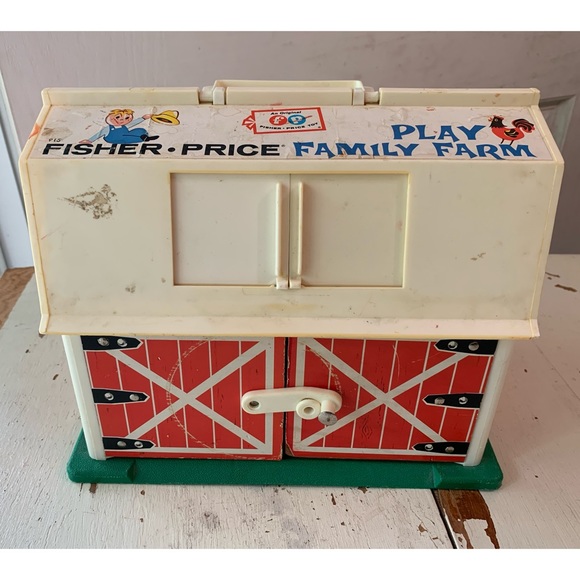 Vintage Fisher Price farm barn - Picture 1 of 10